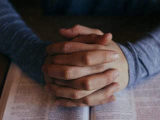 4 Questions to Ask About Prayer Requests in Your Group